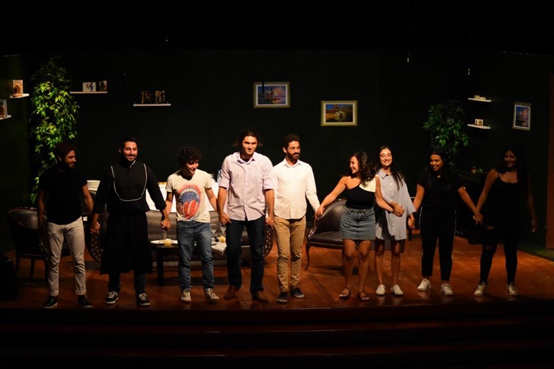 Perfect Strangers play at LAU